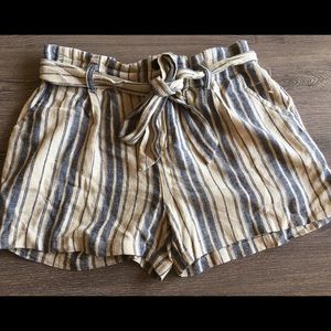 NEW Tilly’s linen shorts